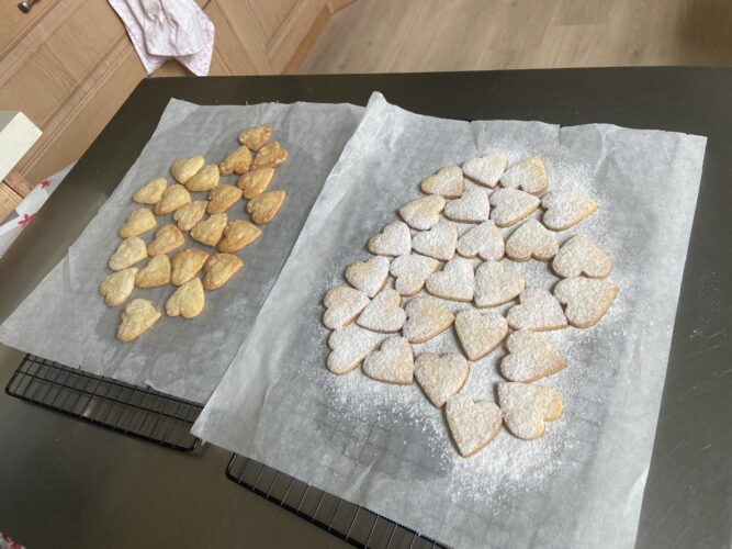 biscotti cuoricini latte condensato vaniglia senza uova