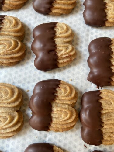 biscotti esse frolla montata cannella cioccolato