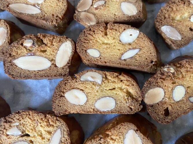 biscotti sbreghe alle mandorle