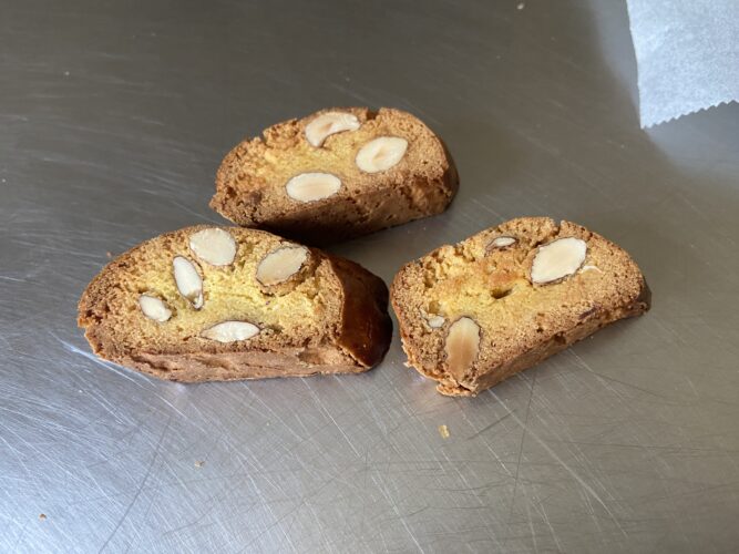 biscotti sbreghe alle mandorle