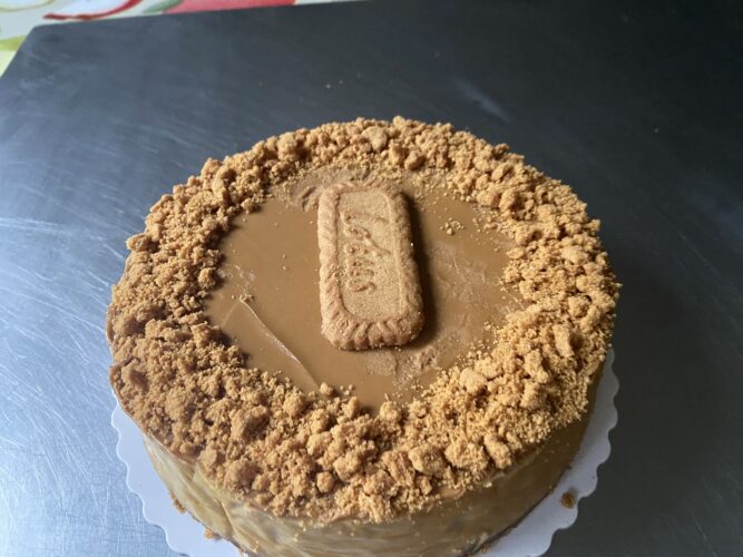 lotus biscoff baked cheesecake