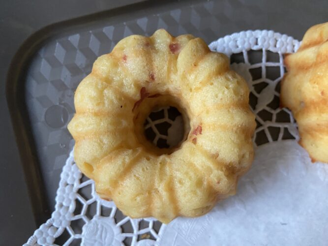 mini bundt salati ricotta prosciutto / mortadella