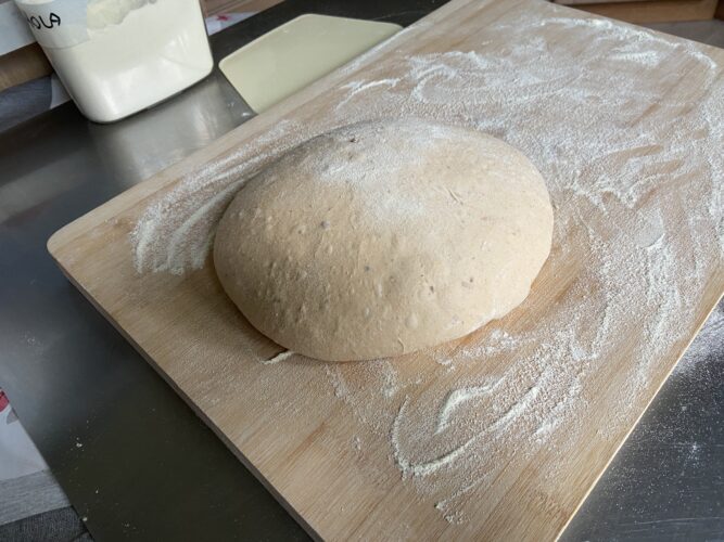 pane paprika pesto rosso lievito madre