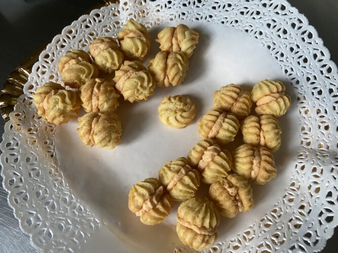 baci dama salati