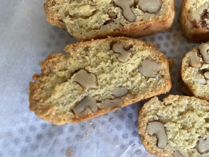 cantucci salati alle noci