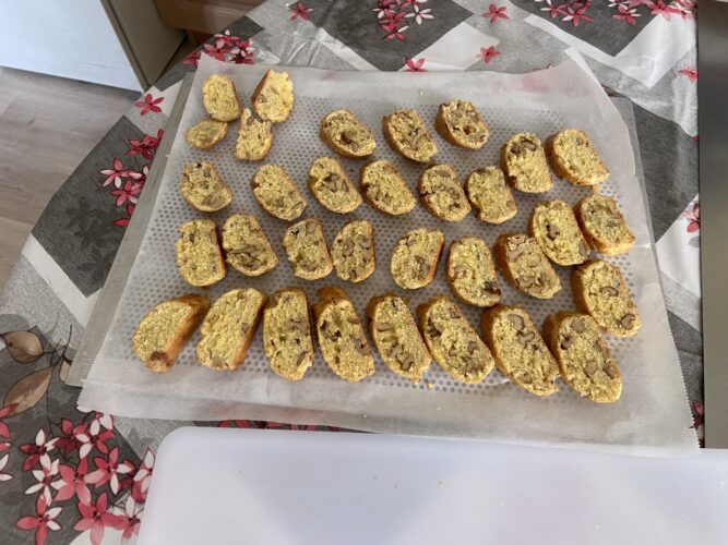 cantucci salati alle noci