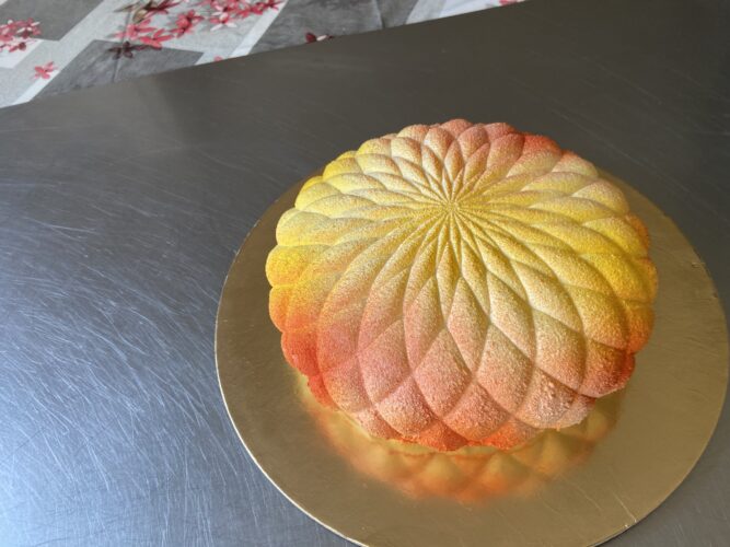 dahlia torta moderna cioccolato bianco mango passion fruit