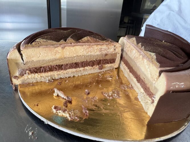 torta moderna nocciola caffè