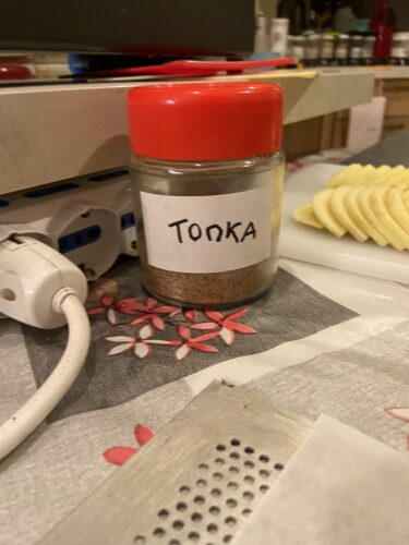 torta quadro mele tonka