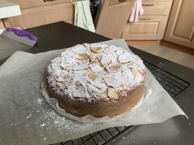 torta di mele crema vaniglia