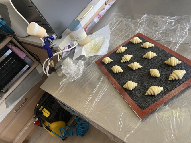abortini croissant impasto ritagli