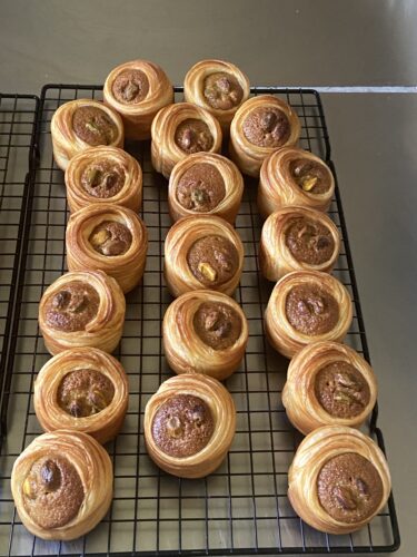 cuore pistacchio financier croissant