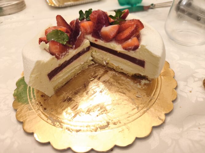 karma torta moderna cheesecake fragola