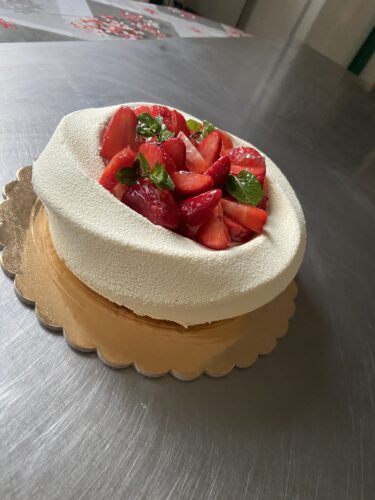karma alle fragole torta moderna