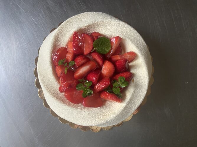 karma alle fragole torta moderna
