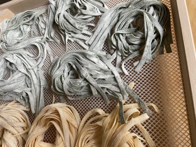 tagliatelle paglia fieno