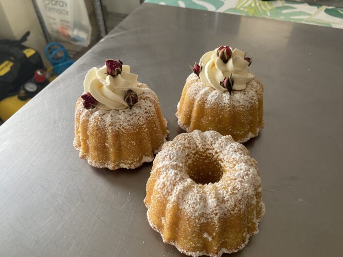 mini bundt panna vaniglia