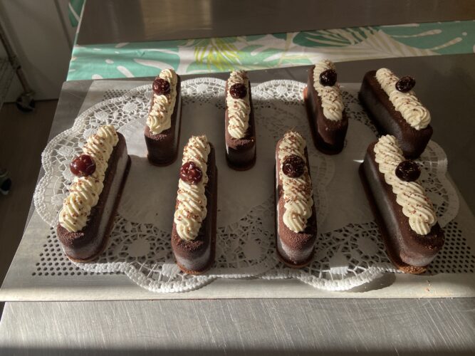 finti eclair foresta nera