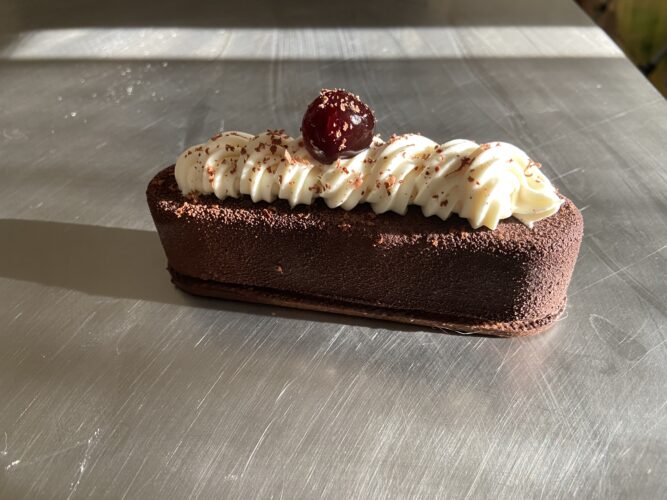 finti eclair foresta nera
