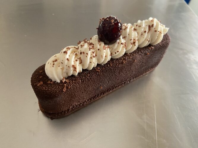 finti eclair foresta nera