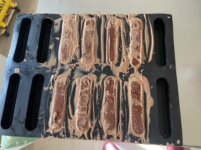 finti eclair foresta nera