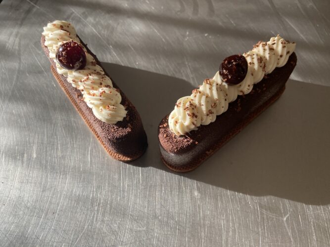 finti eclair foresta nera