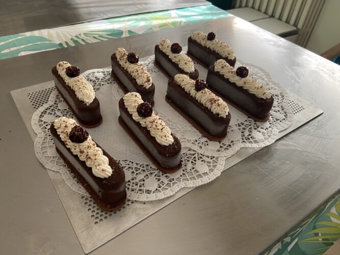 finti eclair foresta nera