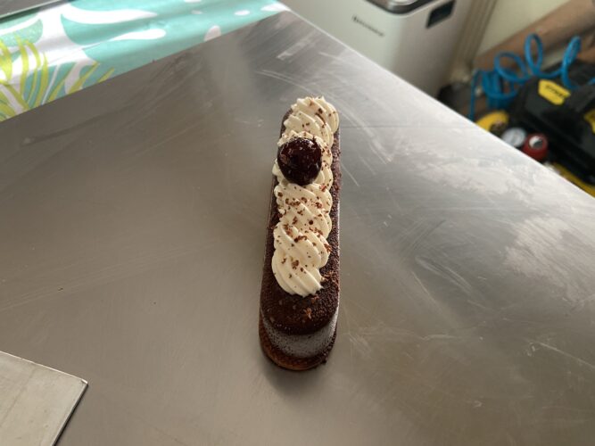 finti eclair foresta nera