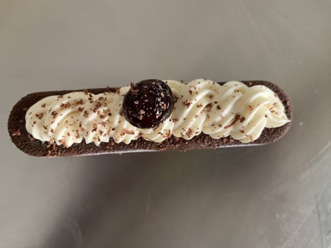 finti eclair foresta nera
