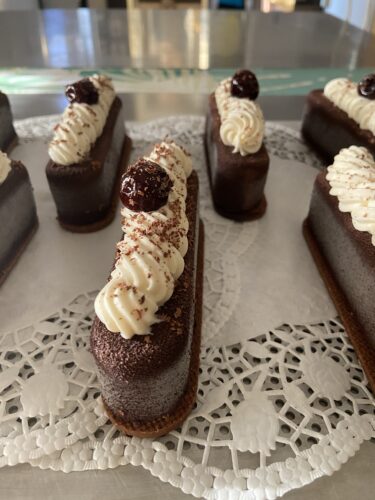 finti eclair foresta nera