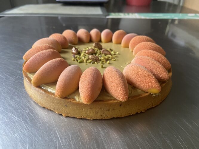 tart mango pistacchio