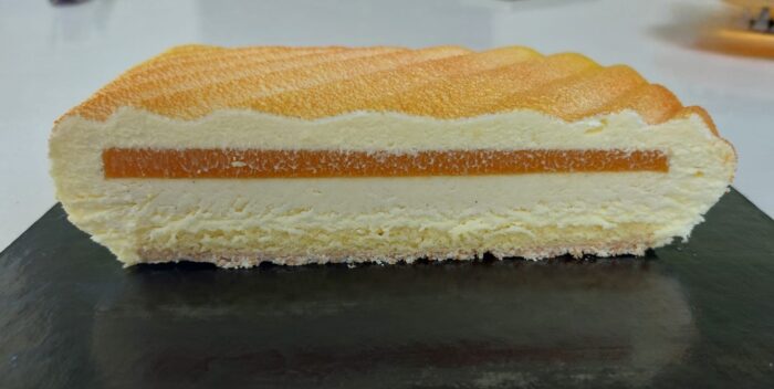 torta moderna albicocca pop