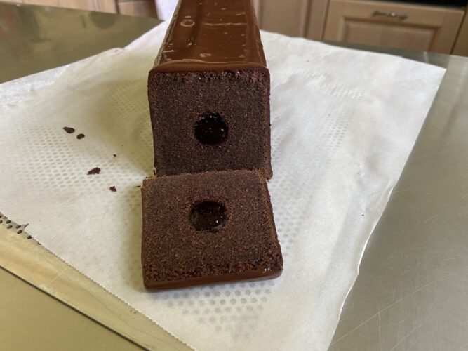 foresta nera travel cake