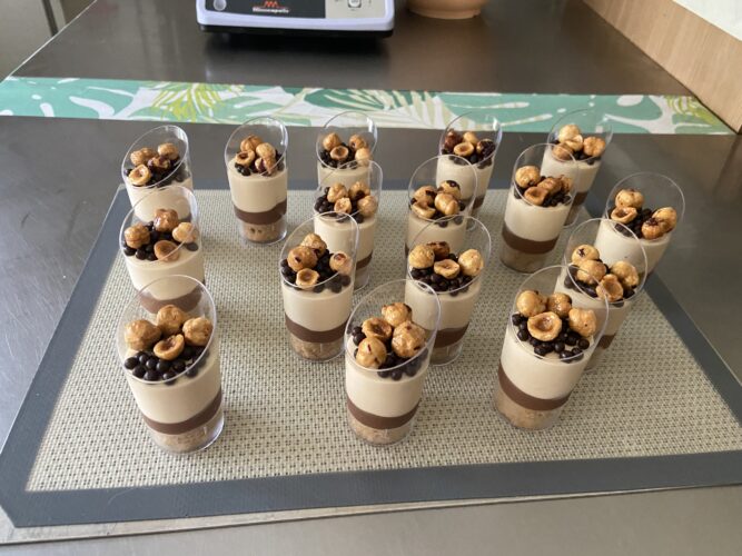 bicchierini dessert tutta nocciola