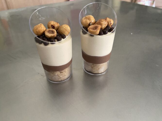 bicchierini dessert tutta nocciola