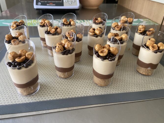 bicchierini dessert tutta nocciola