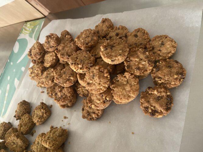 biscotti sbrisolini nocciola pistacchio