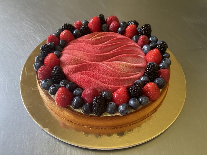 crostata moderna di frutta