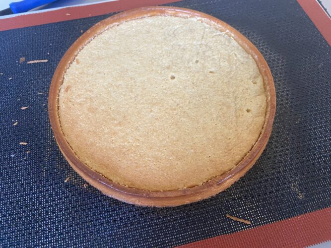 crostata moderna di frutta