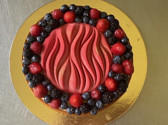 crostata moderna di frutta