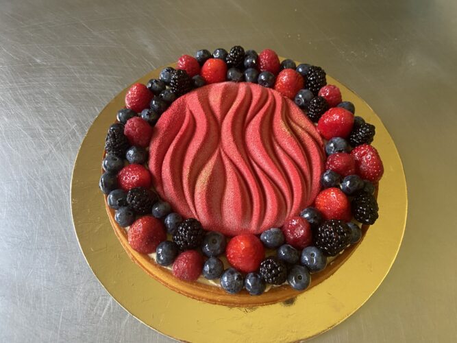 crostata moderna di frutta