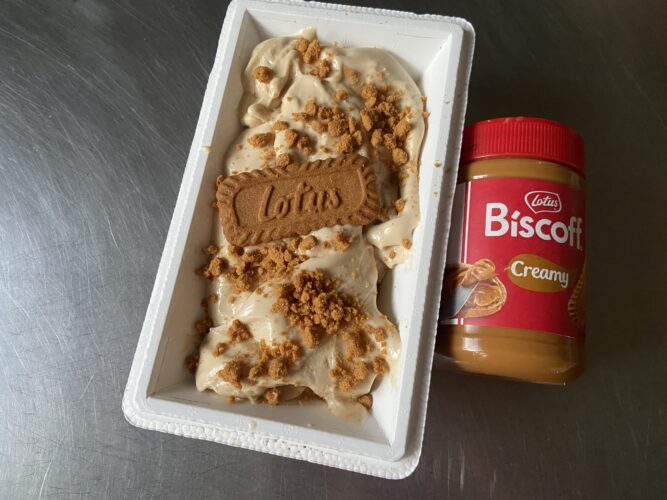 gelato lotus con pasta