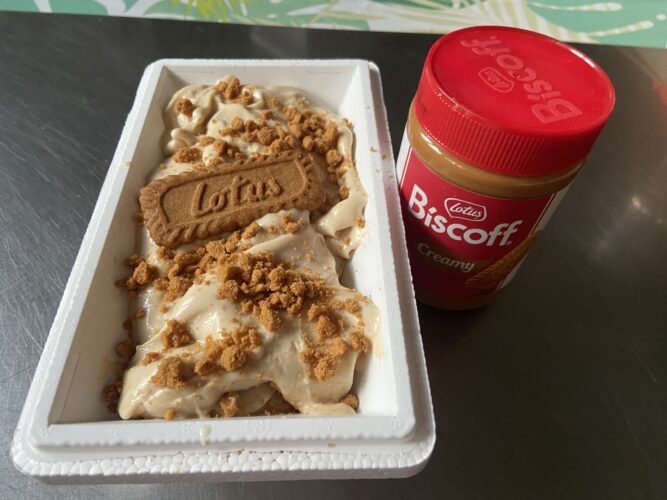 gelato lotus con pasta