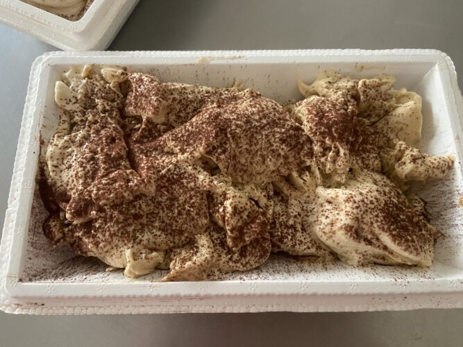 gelato tiramisu (