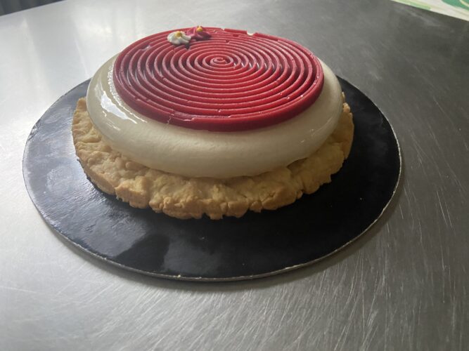 torta cocco fragole rustica