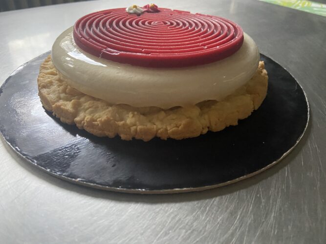 torta cocco fragole rustica
