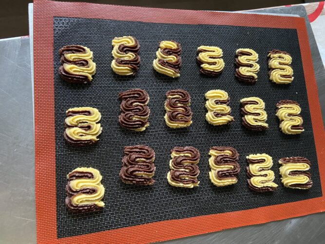 biscotti di frolla montata bicolore