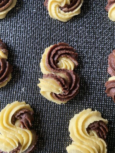biscotti di frolla montata bicolore
