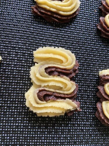 biscotti di frolla montata bicolore
