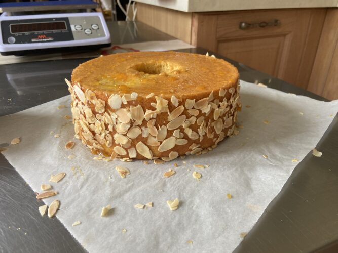 chiffon cake mandorle pesche